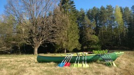 canoe1.jpg